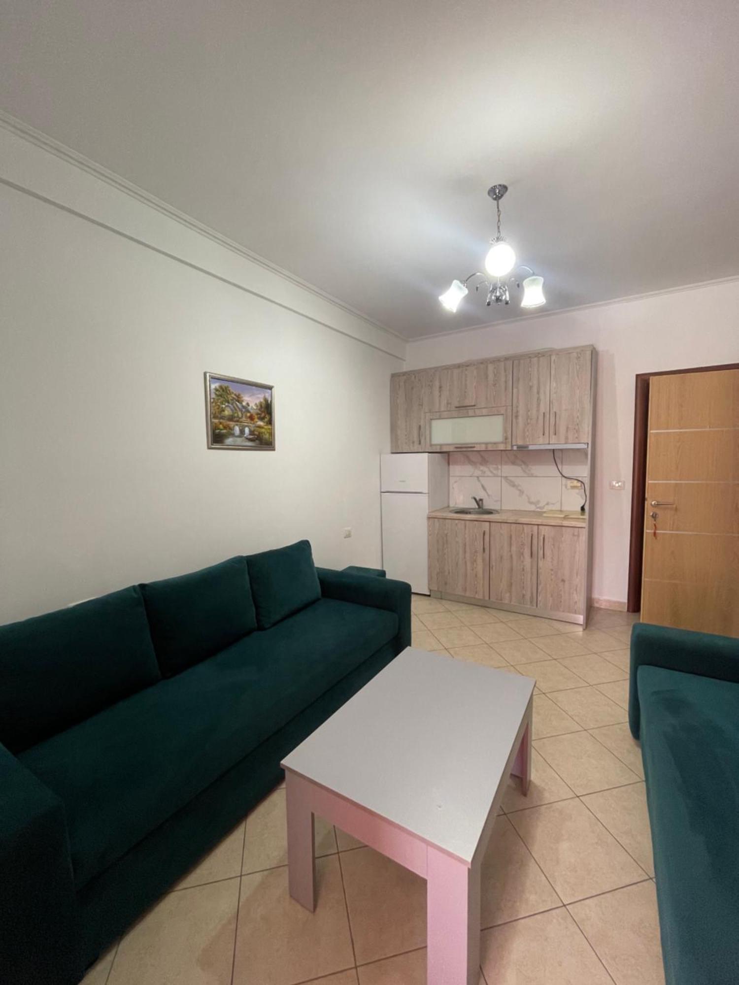Apartments Monika Саранде Екстериор снимка